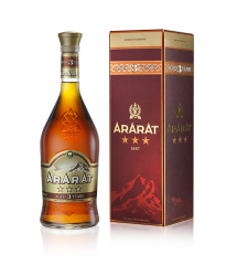 אררט 3 כוכבים 700 מ"ל 